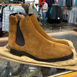 SID MASHBURN Chelsea Boot 10.5 Tobacco Suede
